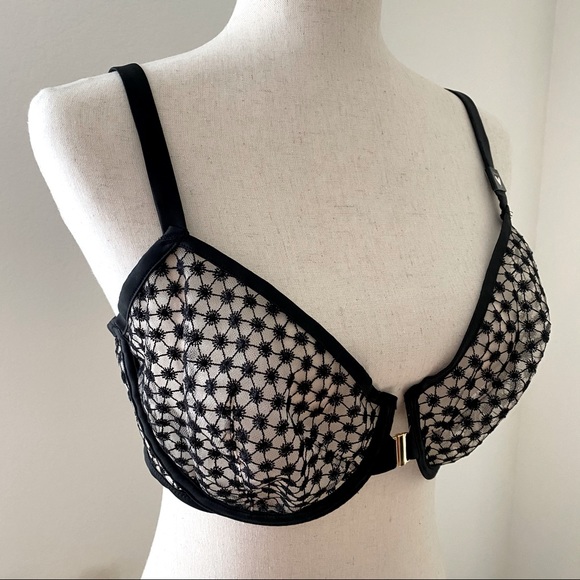 Victoria’s Secret Starburst Unlined Demi B… - Picture 7 of 10